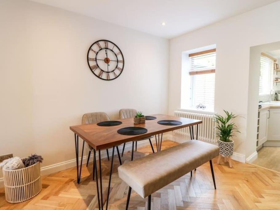 Minster Cottage - Cathedral Quarter With Free Parking Lincoln Exterior photo