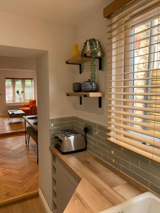 Minster Cottage - Cathedral Quarter With Free Parking Lincoln Exterior photo