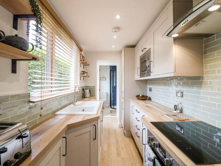 Minster Cottage - Cathedral Quarter With Free Parking Lincoln Exterior photo